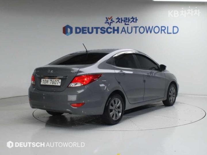 Hyundai Accent New 1.4 VVT Modern 3