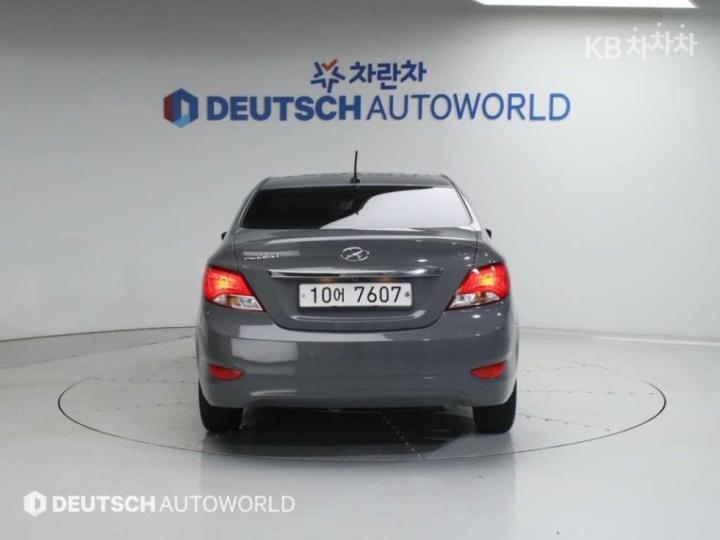 Hyundai Accent New 1.4 VVT Modern 5