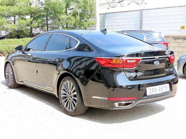 Kia K7 2.2 Diesel Limited 4