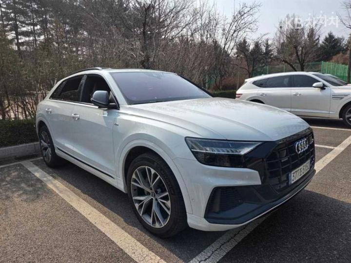 Audi Q8 3.0 50 TDI Quattro Premium 4