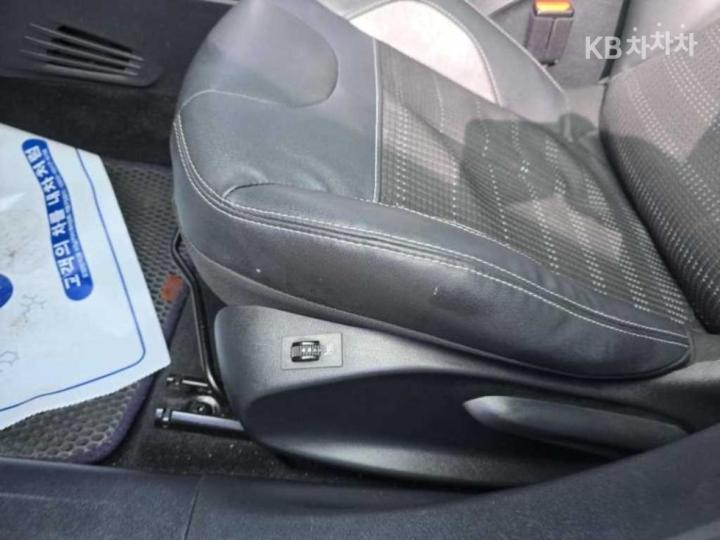 Peugeot 2008 1.6 e-HDi 10