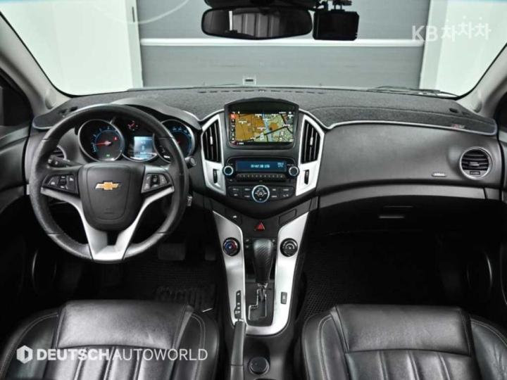 Chevrolet Cruze Amazing New 1.8 Gasoline LS 8