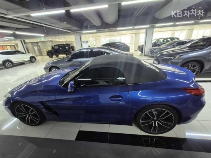 BMW Z4 sDrive 20i M Sport Line 4