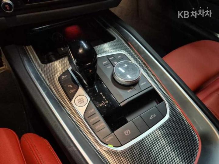 BMW Z4 sDrive 20i M Sport Line 8