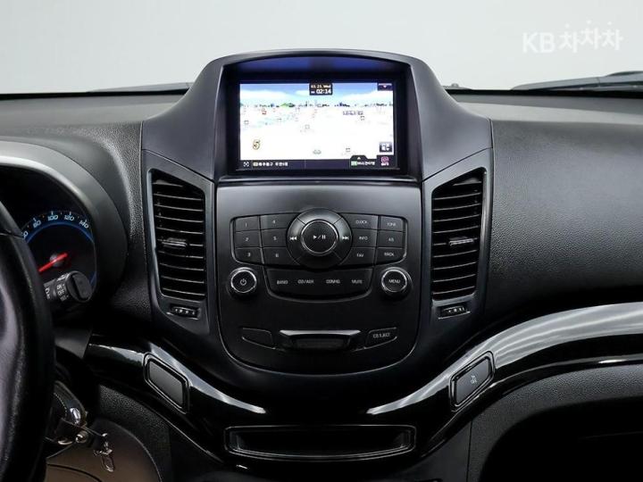 Chevrolet Orlando LPG LT Premium 10