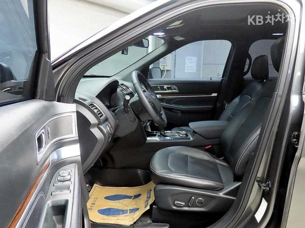 2018 Ford Used Car photo