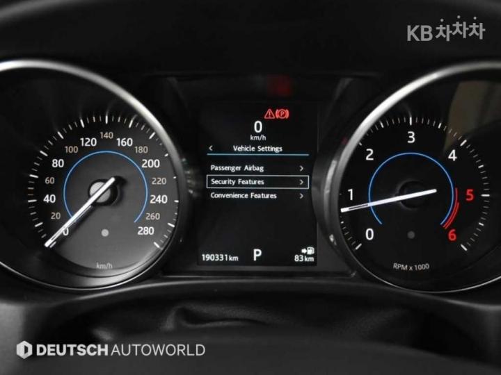 Jaguar XE 2.0 Diesel PRESTIGE 9