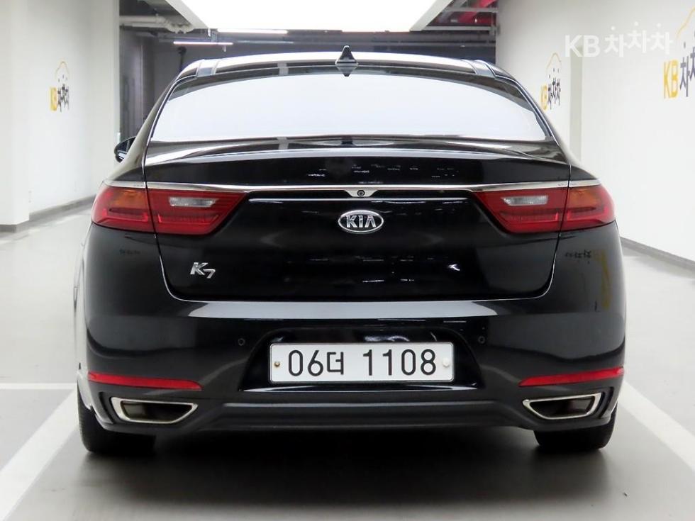 2018 - kia k7
