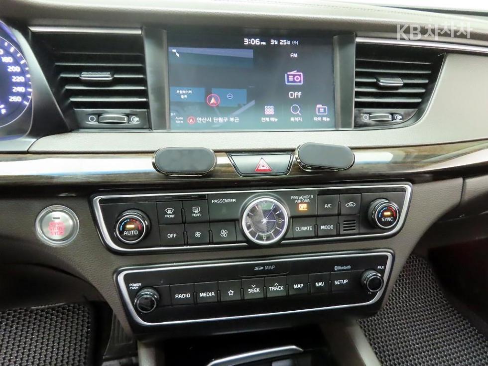 2018 - kia k7