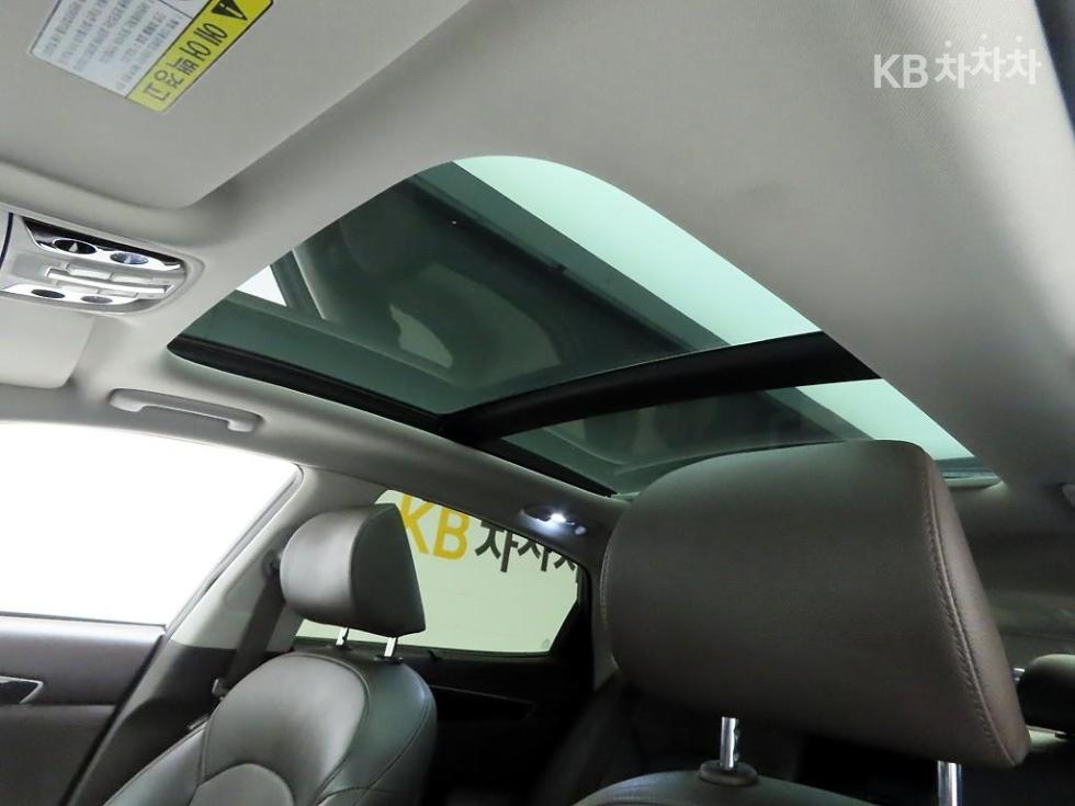 2018 - kia k7