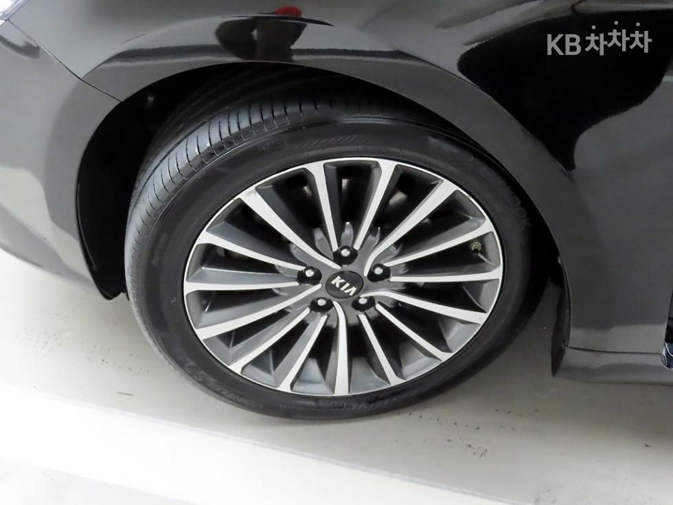 2018 - kia k7