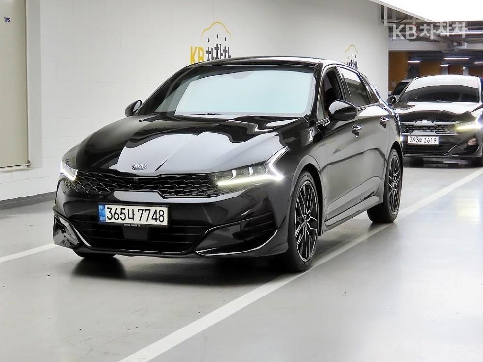 2021 - kia k5