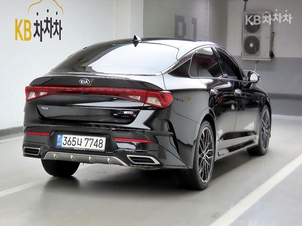 2021 - kia k5
