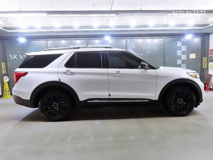 Ford Explorer Gasoline Turbo 2.3 AWD Limited 4