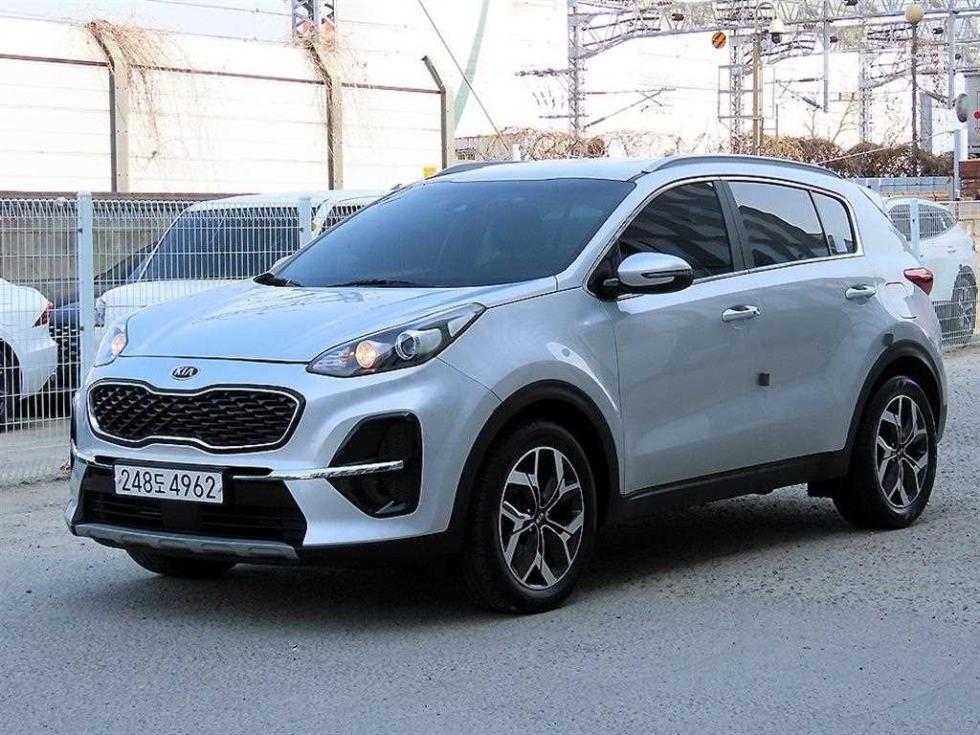 2020 - kia sportage