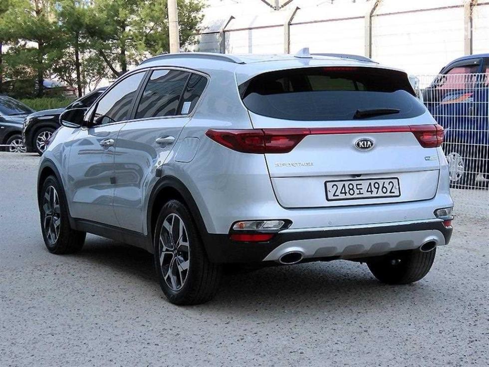 2020 - kia sportage