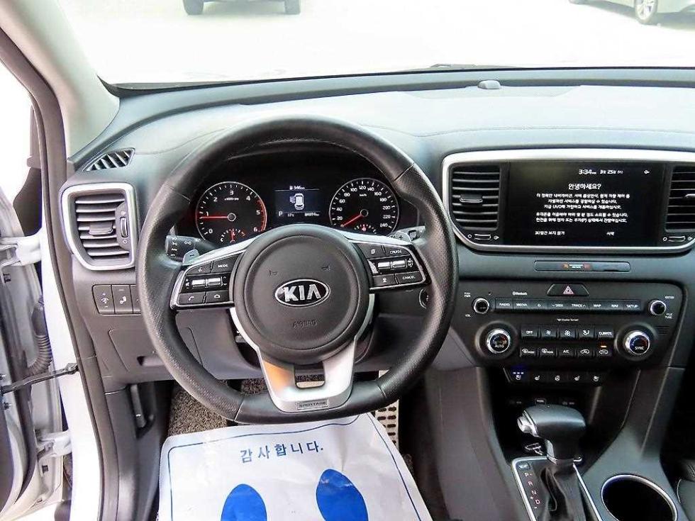 2020 - kia sportage