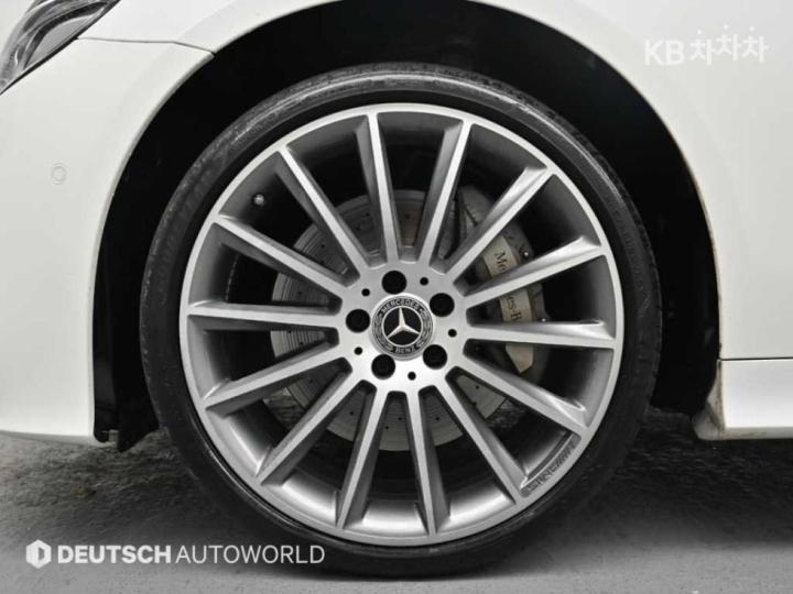 Mercedes-Benz E-Class W213 E450 4MATIC Coupe Base Type 7