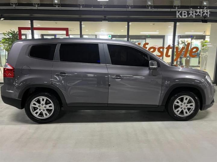 Chevrolet Orlando LPG LT Safety 4