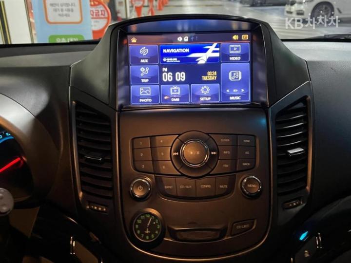 Chevrolet Orlando LPG LT Safety 10