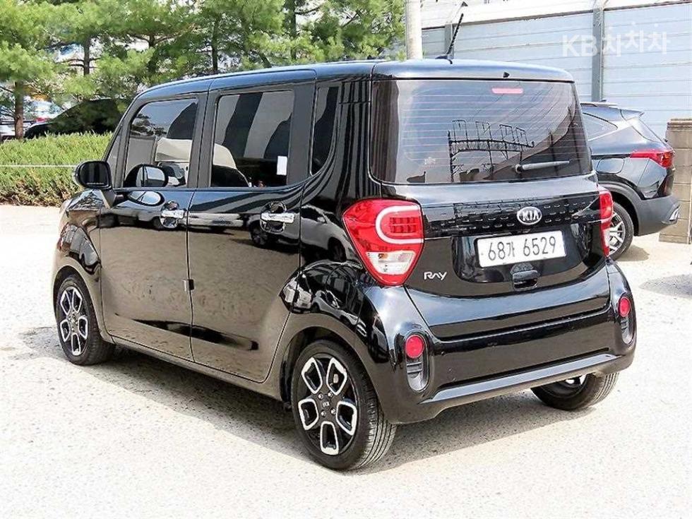 2018 - kia ray