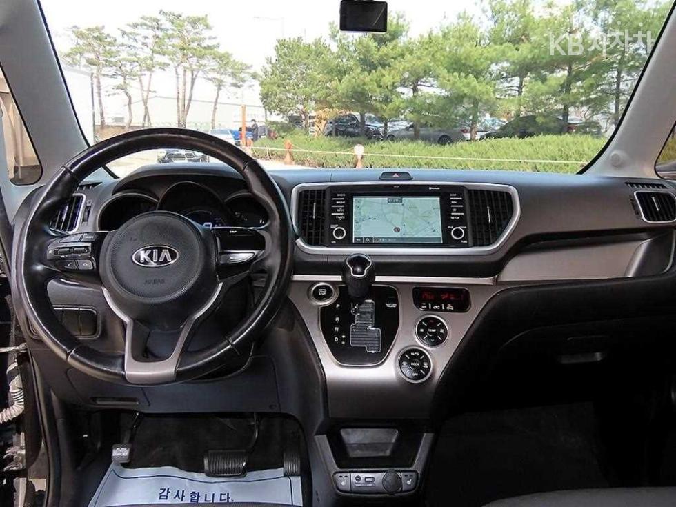 2018 - kia ray