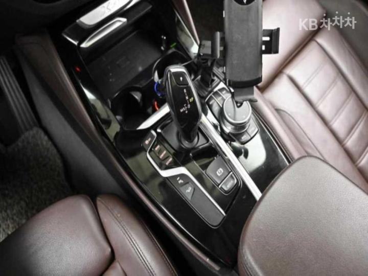 BMW X4 New G02 xDrive 20d M Sport X 10