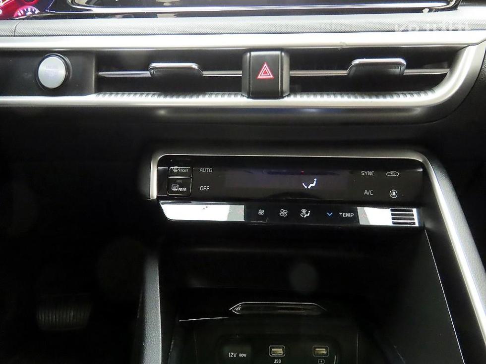 2021 - kia k5