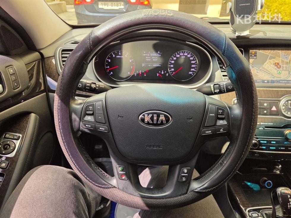 2013 - kia k7