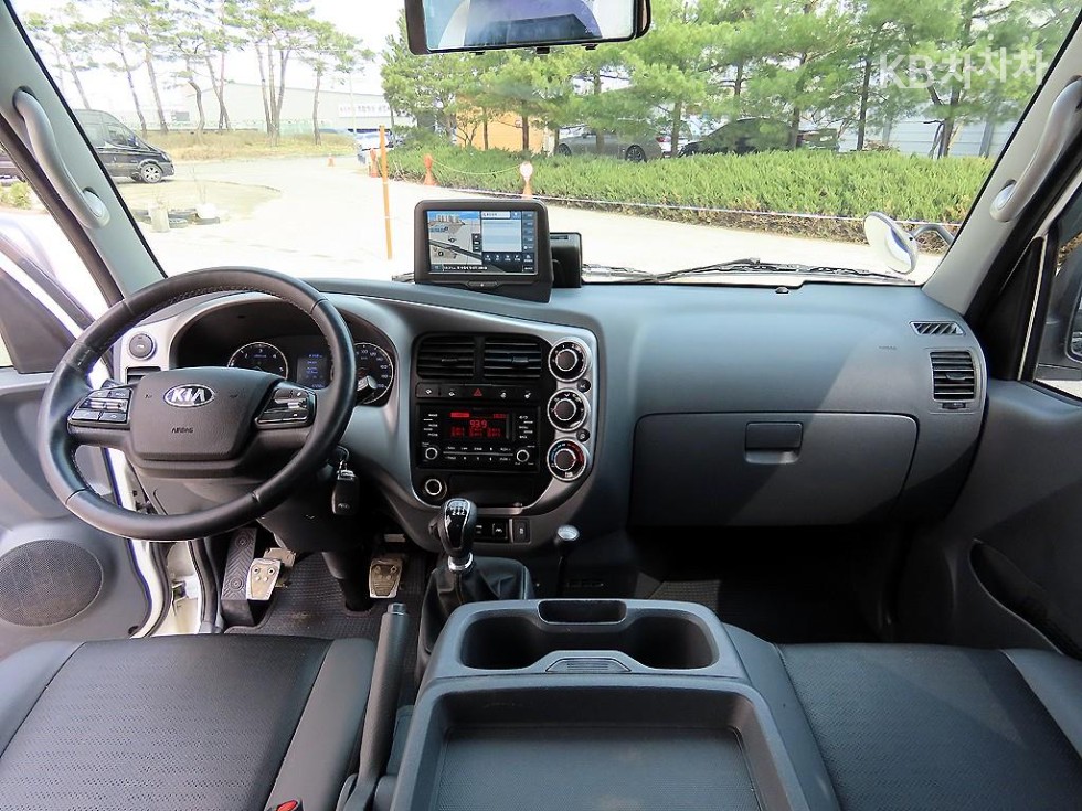 2022 - kia bongo iii