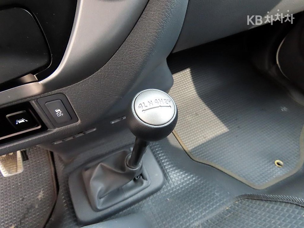 2022 - kia bongo iii