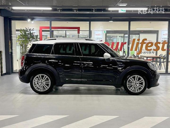 Mini Countryman F60 1.5 Cooper HighTrim 4