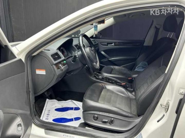 Volkswagen Passat 2.0 TDI B7 11 year ~ 7