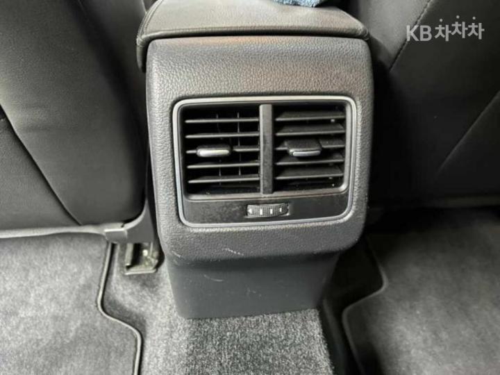 Volkswagen Passat 2.0 TDI B7 11 year ~ 8