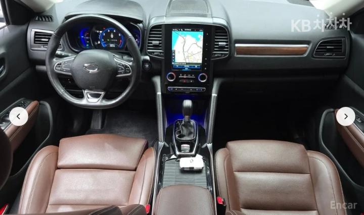 Renault QM6 2.0 LPe 2WD RE Signature 8