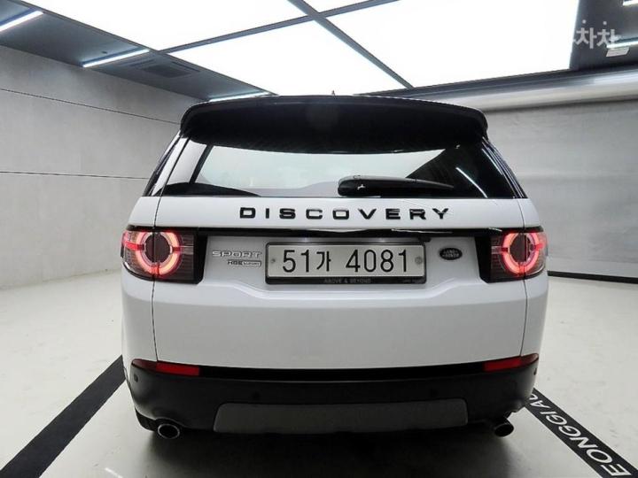 Land Rover Discovery Sport 2.0 TD4 HSE Luxury 4