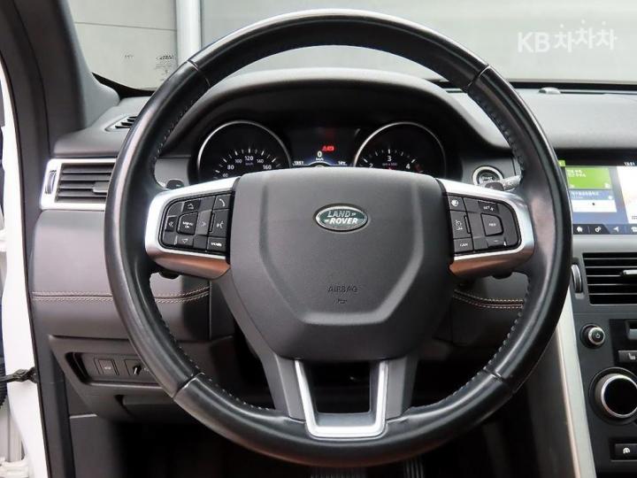 Land Rover Discovery Sport 2.0 TD4 HSE Luxury 10