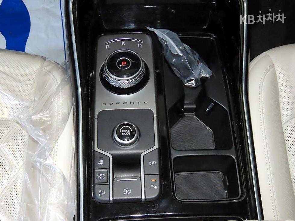 2023 - kia sorento