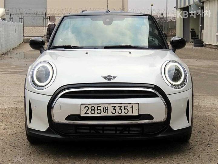 Mini Cooper Convertible New 1.5 Classic Base Type 2
