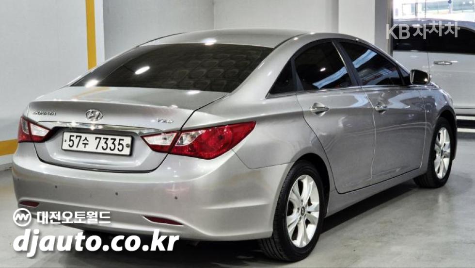 Hyundai Sonata — miniaturë 4