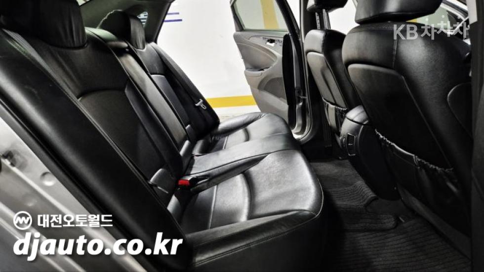 Hyundai Sonata — miniaturë 14