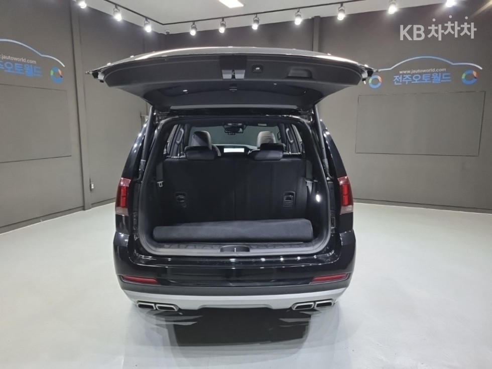 2022 - kia mohave