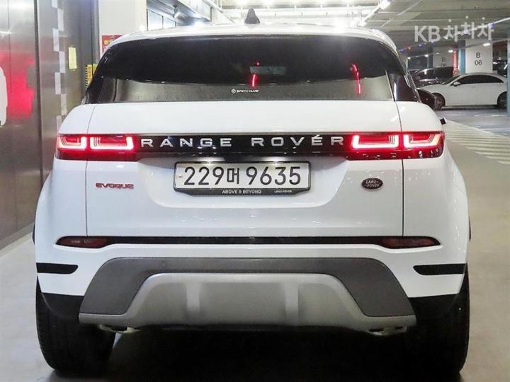 Land Rover Range Rover Evoque New 2.0 P250 SE 6