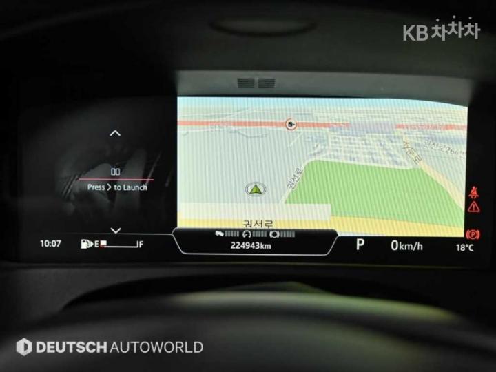 Jaguar XF 2.5T Prestige 9