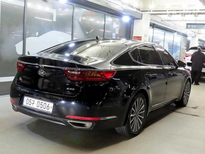 Kia K7 2.2 Diesel Prestige 5