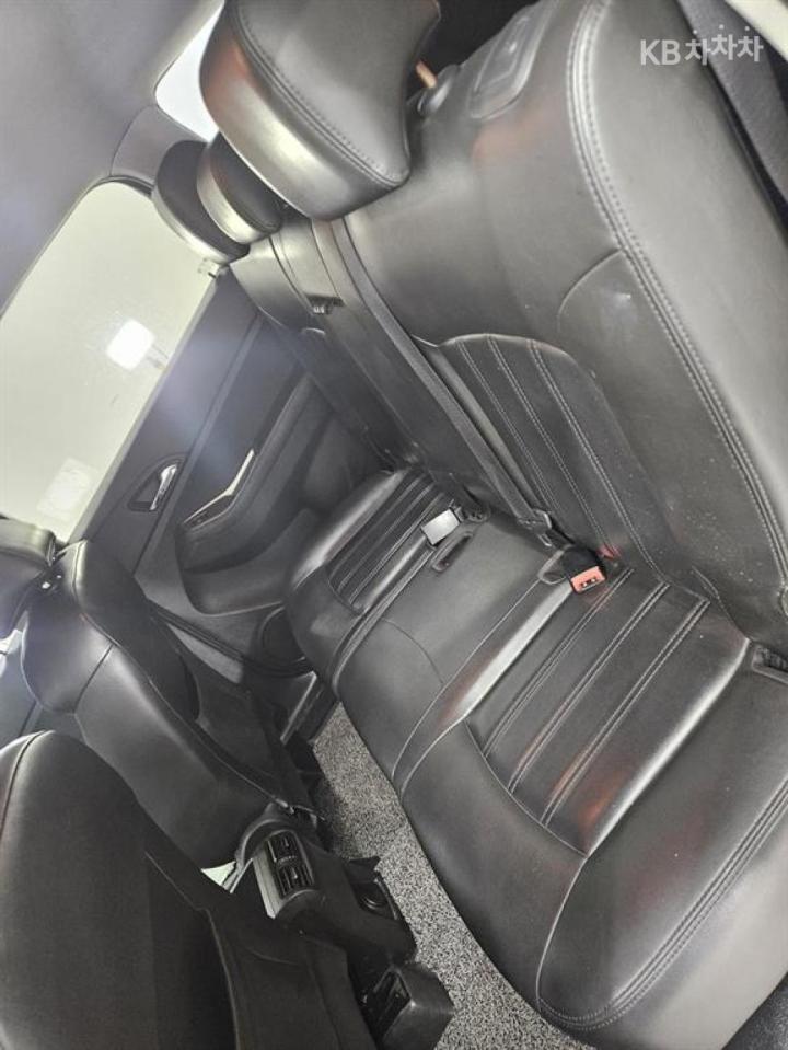 Chevrolet Orlando LPG LTZ Premium 8