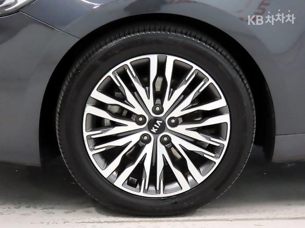 2020 - kia k7