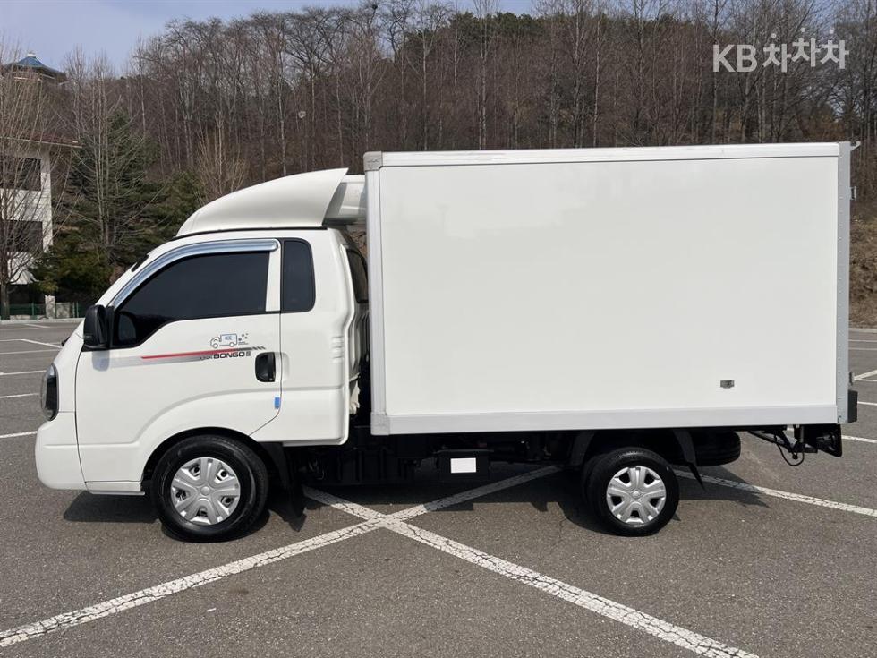 2022 - kia bongo iii