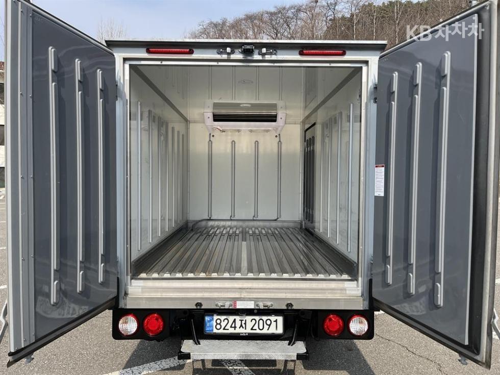 2022 - kia bongo iii