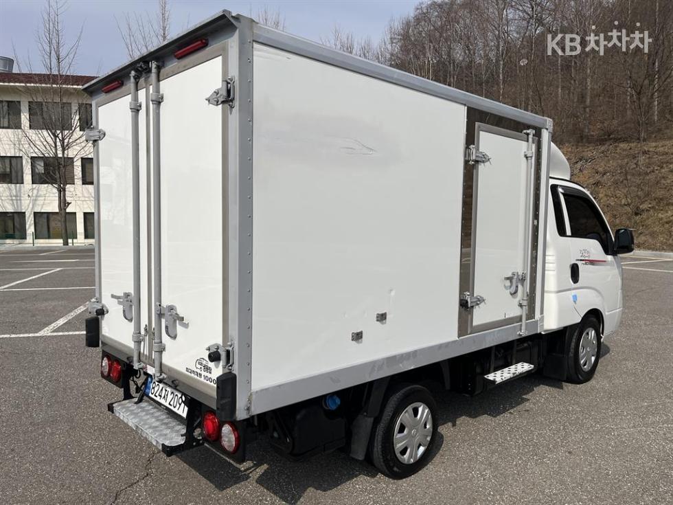 2022 - kia bongo iii